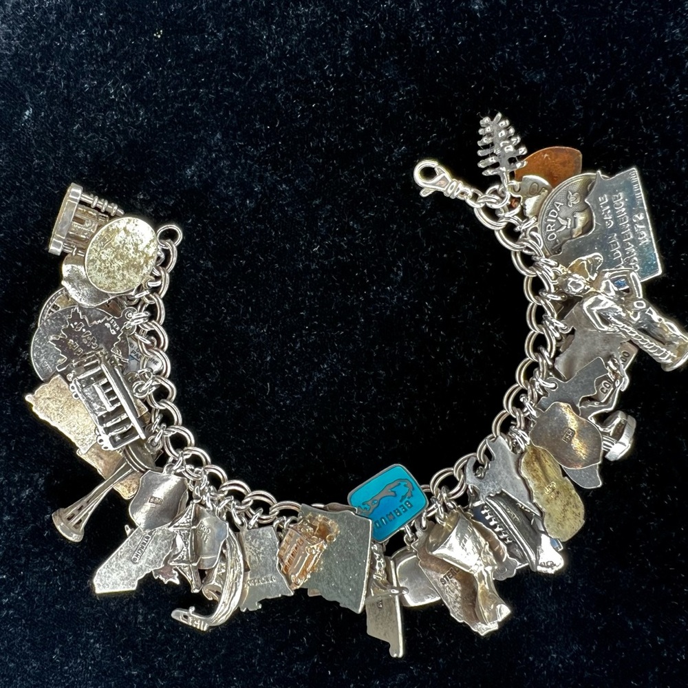 Vintage Travel LOADED Sterling 925 Silver Enamel Foreign & USA Charm Bracelet - Picture 16 of 16